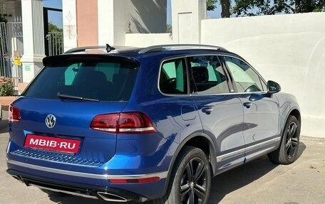 Volkswagen Touareg III, 2017 год, 3 750 000 рублей, 26 фотография
