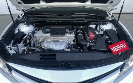 Toyota Camry, 2020 год, 3 100 000 рублей, 10 фотография