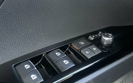 Toyota Camry, 2020 год, 3 100 000 рублей, 20 фотография