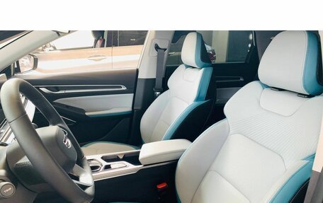 Geely Emgrand, 2024 год, 2 483 990 рублей, 5 фотография