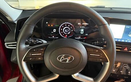 Hyundai Elantra, 2023 год, 1 600 000 рублей, 12 фотография