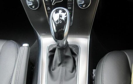 Volvo V40 II рестайлинг, 2015 год, 930 000 рублей, 23 фотография