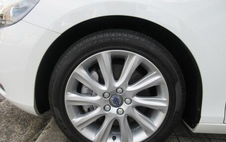 Volvo V40 II рестайлинг, 2015 год, 930 000 рублей, 31 фотография
