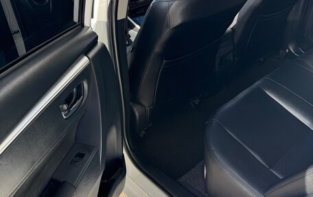 Toyota Corolla, 2019 год, 1 890 000 рублей, 16 фотография