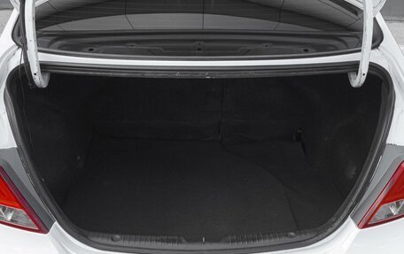 Hyundai Solaris II рестайлинг, 2015 год, 929 000 рублей, 16 фотография