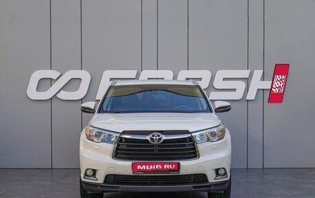 Toyota Highlander III, 2015 год, 3 220 000 рублей, 3 фотография