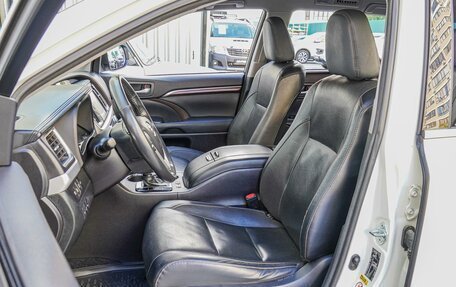Toyota Highlander III, 2015 год, 3 220 000 рублей, 11 фотография