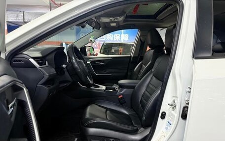Toyota RAV4, 2021 год, 2 300 469 рублей, 8 фотография