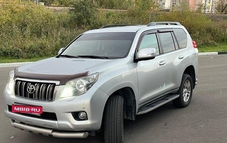 Toyota Land Cruiser Prado 150 рестайлинг 2, 2010 год, 2 800 000 рублей, 2 фотография