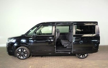 Honda Stepwgn, 2022 год, 2 035 000 рублей, 6 фотография