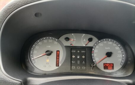 Renault Symbol I, 2005 год, 215 000 рублей, 7 фотография