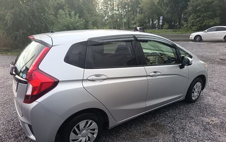 Honda Fit III, 2015 год, 1 030 000 рублей, 5 фотография