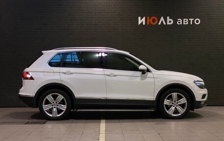 Volkswagen Tiguan II, 2020 год, 2 730 000 рублей, 4 фотография