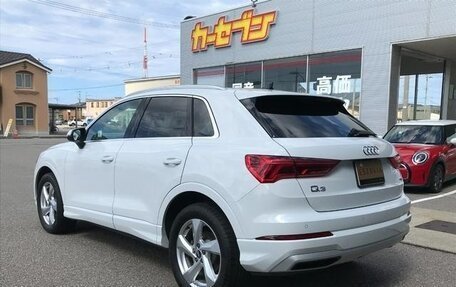 Audi Q3, 2021 год, 2 800 000 рублей, 3 фотография
