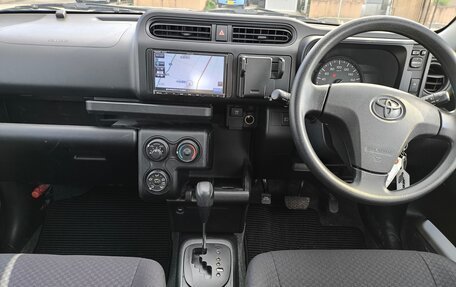 Toyota Probox I, 2022 год, 1 000 000 рублей, 14 фотография