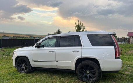 Cadillac Escalade IV, 2016 год, 3 950 000 рублей, 4 фотография