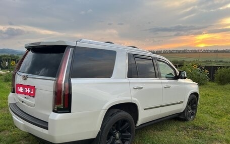 Cadillac Escalade IV, 2016 год, 3 950 000 рублей, 3 фотография