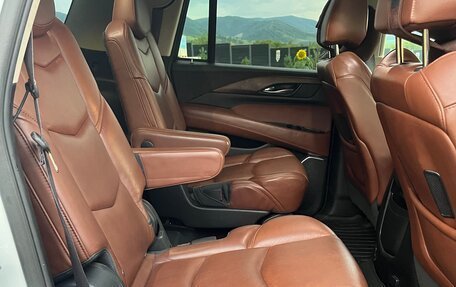 Cadillac Escalade IV, 2016 год, 3 950 000 рублей, 9 фотография