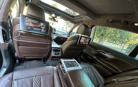 BMW 7 серия, 2016 год, 3 670 000 рублей, 25 фотография