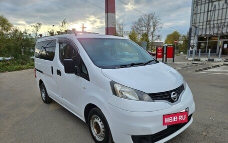 Nissan NV200, 2012 год, 899 999 рублей, 3 фотография
