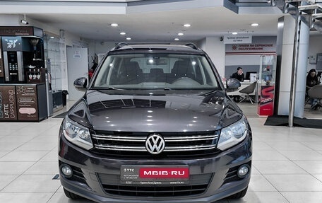 Volkswagen Tiguan I, 2015 год, 1 450 000 рублей, 2 фотография