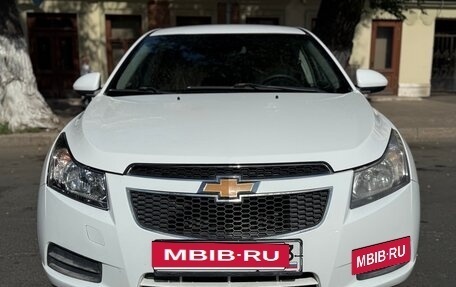 Chevrolet Cruze II, 2012 год, 740 000 рублей, 2 фотография