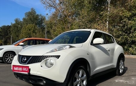 Nissan Juke II, 2011 год, 990 000 рублей, 8 фотография