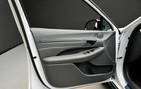 Hyundai Sonata VIII, 2024 год, 4 700 000 рублей, 14 фотография