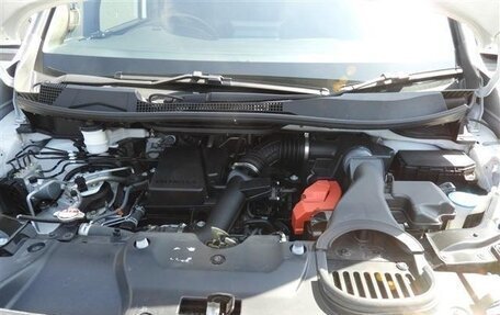 Honda Stepwgn, 2022 год, 2 300 000 рублей, 14 фотография