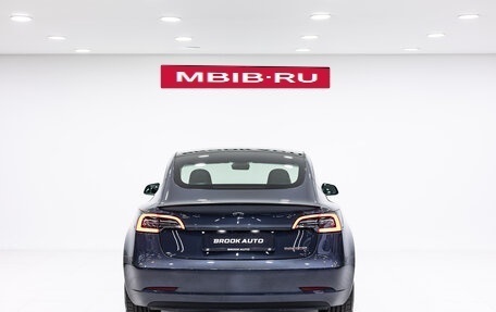 Tesla Model 3 I, 2021 год, 3 990 000 рублей, 5 фотография