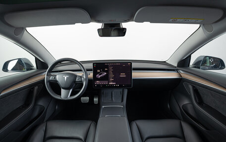 Tesla Model 3 I, 2021 год, 3 990 000 рублей, 24 фотография