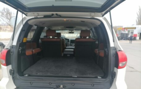 Toyota Sequoia II рестайлинг, 2010 год, 4 000 000 рублей, 15 фотография