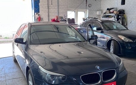 BMW 5 серия, 2009 год, 1 090 000 рублей, 5 фотография