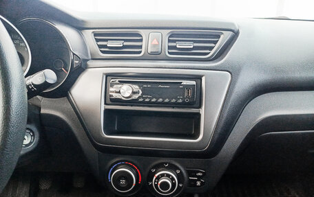 KIA Rio III рестайлинг, 2011 год, 570 000 рублей, 18 фотография