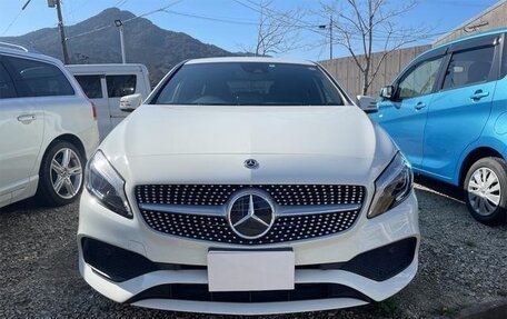 Mercedes-Benz A-Класс, 2018 год, 1 150 000 рублей, 5 фотография