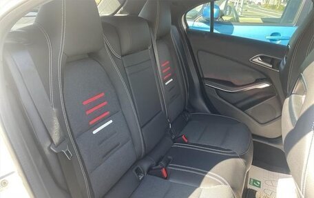 Mercedes-Benz A-Класс, 2018 год, 1 150 000 рублей, 11 фотография