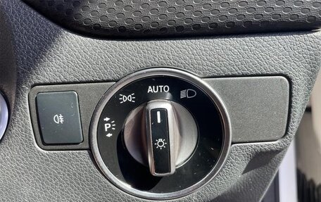 Mercedes-Benz A-Класс, 2018 год, 1 150 000 рублей, 20 фотография