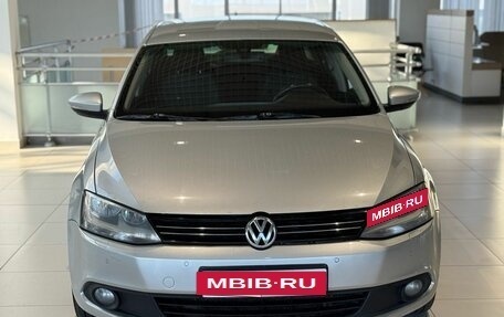 Volkswagen Jetta VI, 2012 год, 915 000 рублей, 2 фотография