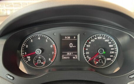 Volkswagen Jetta VI, 2012 год, 915 000 рублей, 10 фотография
