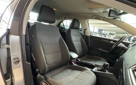 Volkswagen Jetta VI, 2012 год, 915 000 рублей, 26 фотография