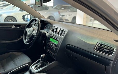 Volkswagen Jetta VI, 2012 год, 915 000 рублей, 25 фотография