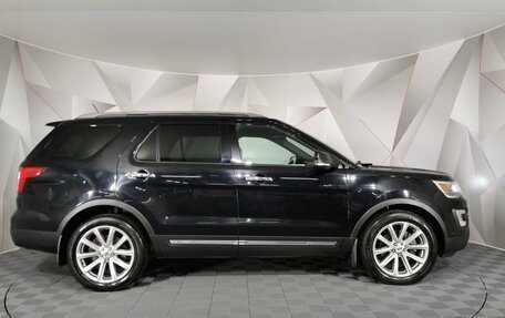 Ford Explorer VI, 2018 год, 2 435 000 рублей, 6 фотография