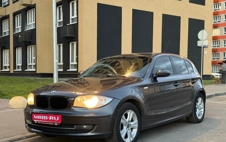 BMW 1 серия, 2008 год, 810 000 рублей, 1 фотография