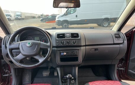 Skoda Fabia II, 2012 год, 700 000 рублей, 10 фотография
