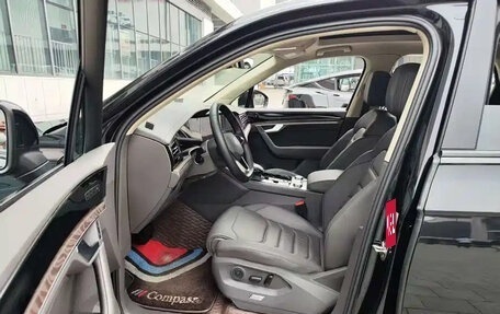 Volkswagen Touareg III, 2022 год, 5 210 888 рублей, 7 фотография