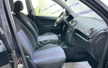 Ford Fusion I, 2006 год, 370 000 рублей, 8 фотография