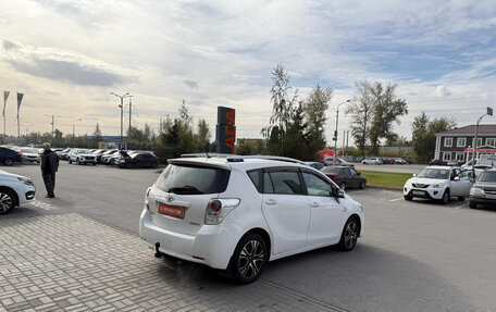 Toyota Verso I, 2011 год, 999 000 рублей, 4 фотография