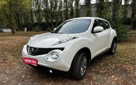 Nissan Juke II, 2011 год, 850 000 рублей, 1 фотография