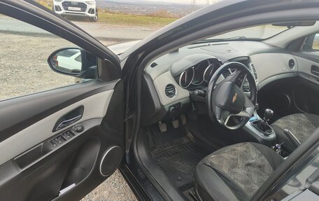 Chevrolet Cruze II, 2012 год, 600 000 рублей, 9 фотография