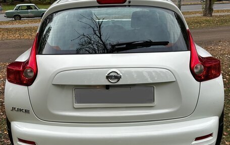 Nissan Juke II, 2011 год, 850 000 рублей, 13 фотография